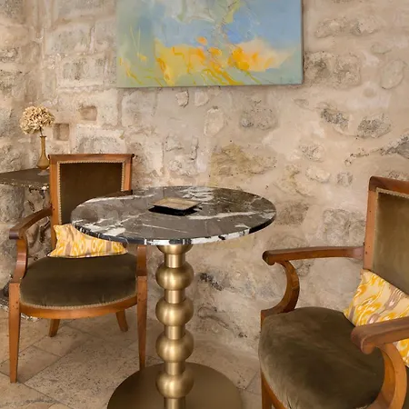 La Maison Des Augustins 4 Stars Spa Et Fitness Avignon Exterior photo