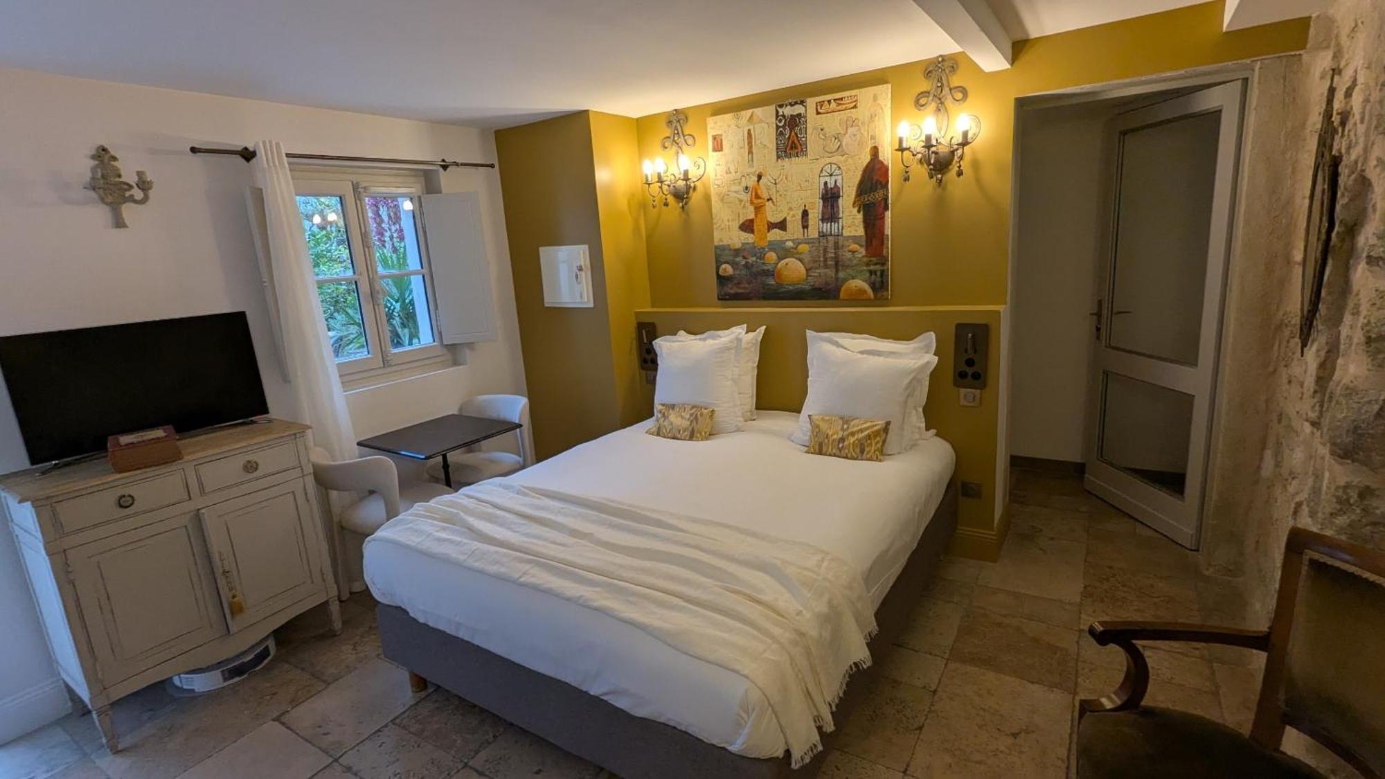 Aux Augustins 4* Avignon