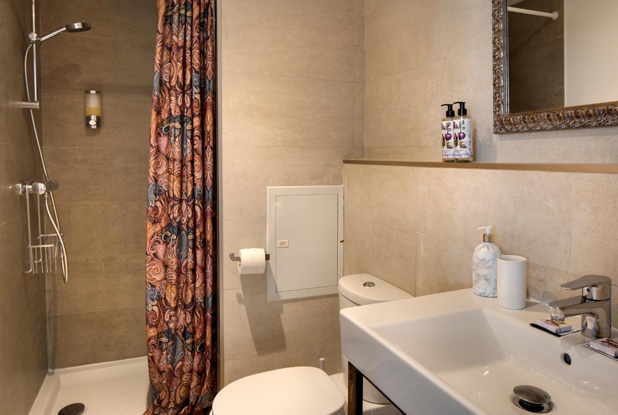 Bed & Breakfast La Maison Des Augustins 4 Stars Et Fitness 4*