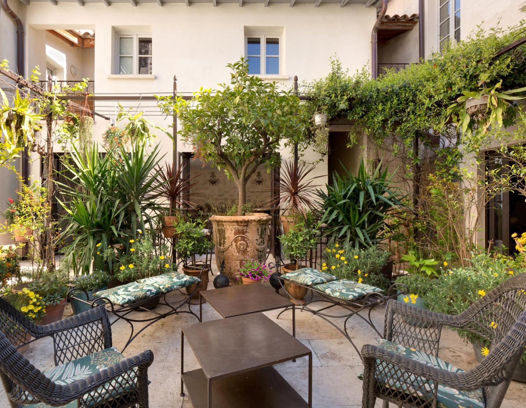 La Maison Des Augustins 4 Stars Et Fitness 4* Avignon